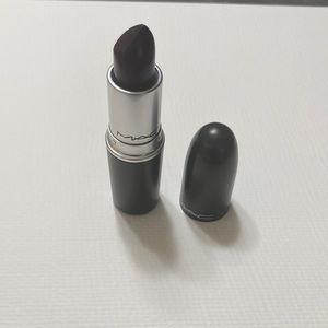 MAC lipstick: Cyber